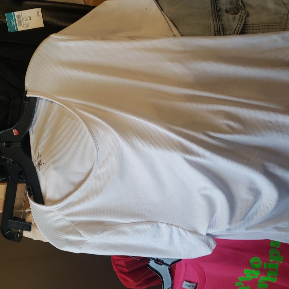 White t shirt
